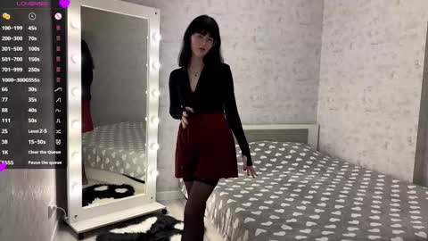 Snapshot of dodiebabikian chatting on 10-05-25, 09:24 Annie PVT IS OPEN online show from 10-05-25, 09:24