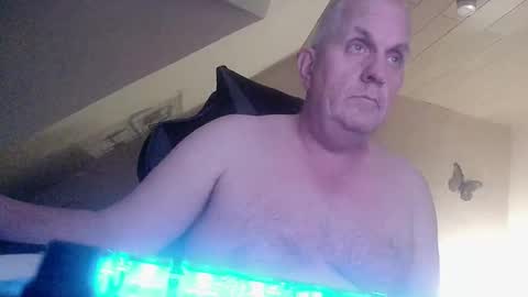 doggy2629 online show from 11-18-25, 05:17