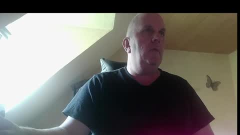 doggy2629 online show from 06-09-26, 07:53