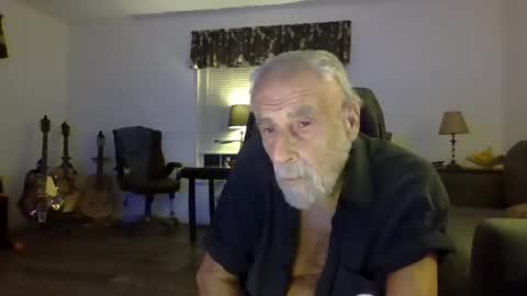 dogluc7 online show from 03-02-25, 01:26