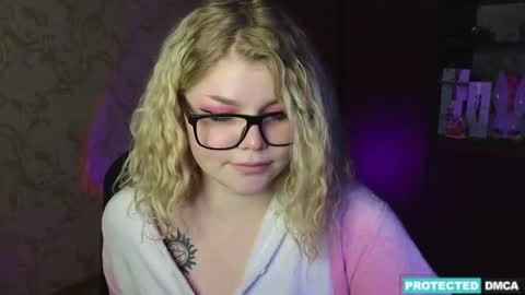 Chloe online show from 12-07-24, 08:38