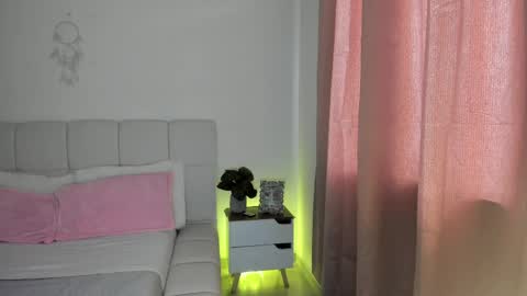 doll_oriana online show from 05-03-26, 08:37