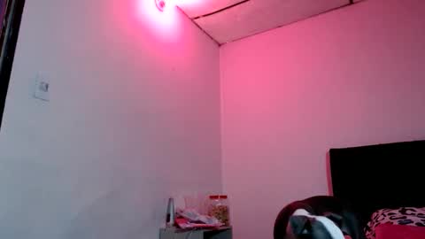 Snapshot of doll_sary chatting on 03-08-25, 03:35 Catherine XXX online show from 03-08-25, 03:35