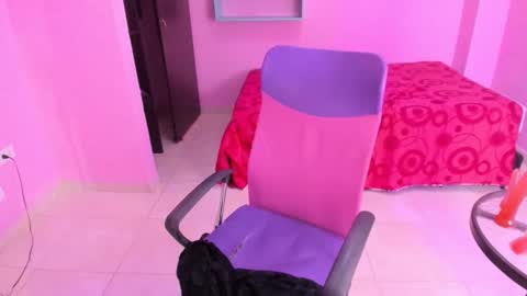 doll_slut_squirt online show from 05-12-26, 05:10