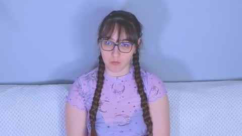 Tessa online show from 04-14-26, 03:40