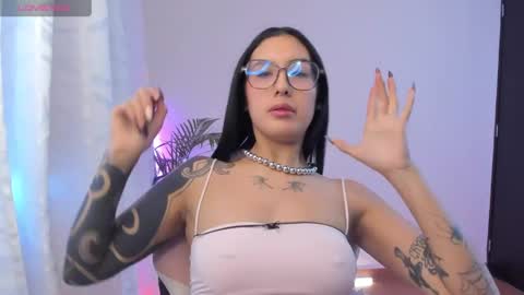 Snapshot of doll_waif chatting on 12-31-24, 06:02 veronica Independent model online show from 12-31-24, 06:02