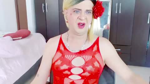 ilona online show from 07-12-26, 08:00