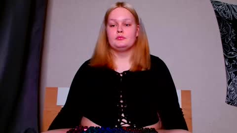 Snapshot of dolled_up_cvnt chatting on 06-07-26, 11:08 Miss Rose online show from 06-07-26, 11:08