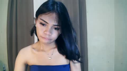 Snapshot of dolly_angel2 chatting on 01-08-25, 05:05 dolly_angel2 online show from 01-08-25, 05:05