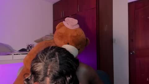 emily --  online show from 09-17-25, 11:34