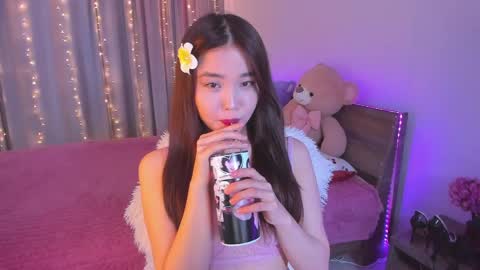 Dollya online show from 05-13-26, 01:47