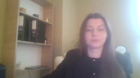 DollyRoma online show from 11-25-25, 10:04