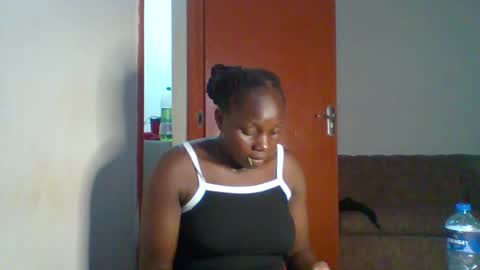 Snapshot of dollyvee chatting on 07-02-26, 06:36 dollyvee online show from 07-02-26, 06:36