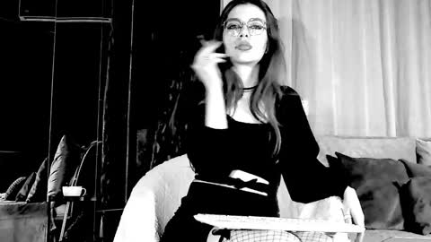 Dolores Sage online show from 04-07-26, 09:04