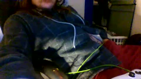 dolphindict online show from 12-25-24, 08:40