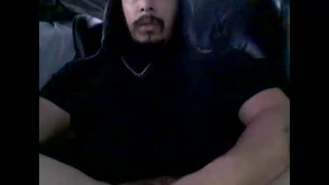 Snapshot of domanarchist chatting on 01-06-25, 08:50 Sullyboyx online show from 01-06-25, 08:50