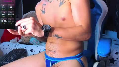 Snapshot of domenique_stoll chatting on 10-09-25, 11:47 DAVID 3 online show from 10-09-25, 11:47