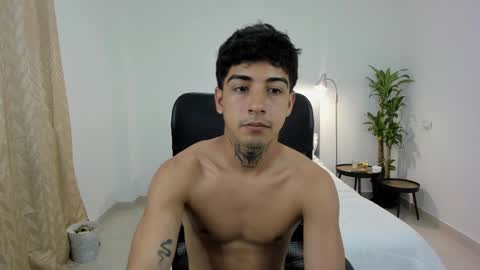 Snapshot of domi_master chatting on 02-26-25, 11:48 MASTER online show from 02-26-25, 11:48