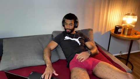 Domi online show from 04-23-26, 06:32