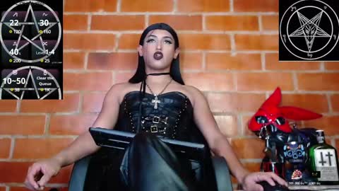 Snapshot of domina_lilith chatting on 01-21-25, 03:15 Lilith online show from 01-21-25, 03:15