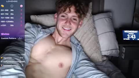 Alex...  online show from 09-10-25, 02:44