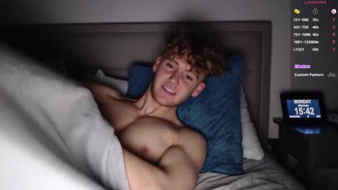 Alex...  online show from 12-22-25, 03:42