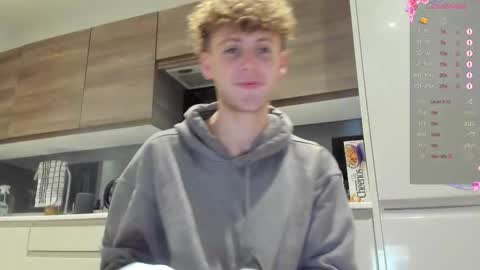 Alex...  online show from 02-04-26, 07:03