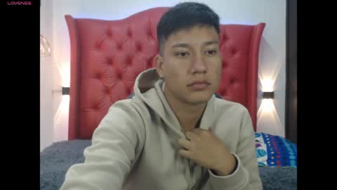 domi online show from 03-23-26, 11:47
