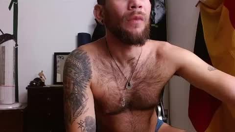 Logan - INDEPENDET MODEL online show from 04-01-26, 10:49