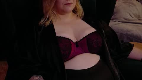 SADE online show from 10-22-25, 09:03