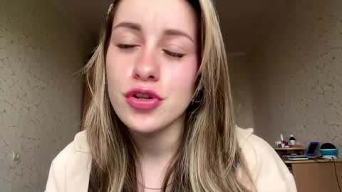 Mia online show from 04-02-26, 08:45