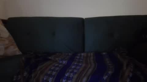 Snapshot of domingodelluvia chatting on 10-12-25, 05:06 Alzest online show from 10-12-25, 05:06