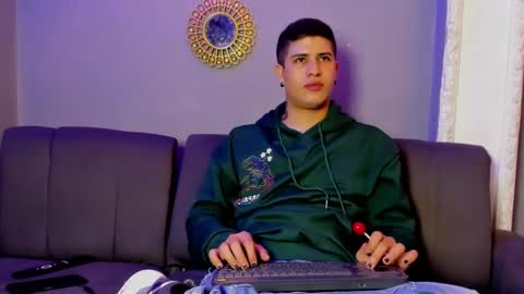 DOMI online show from 02-13-26, 01:56