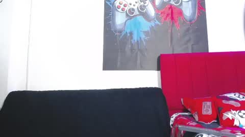 dominic_smith_ online show from 07-17-26, 12:50