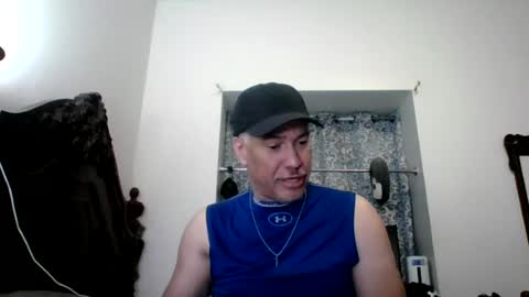 Snapshot of dominicanorico chatting on 06-30-26, 06:20 luis online show from 06-30-26, 06:20