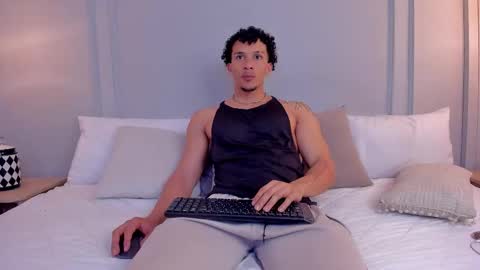 Dominick Star online show from 01-08-26, 04:26