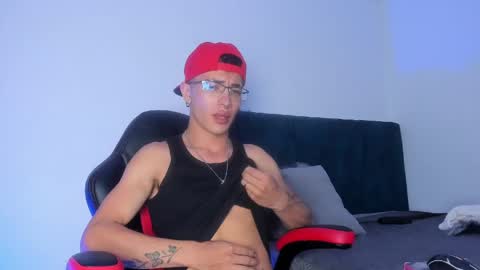 Dominik online show from 04-13-26, 06:19