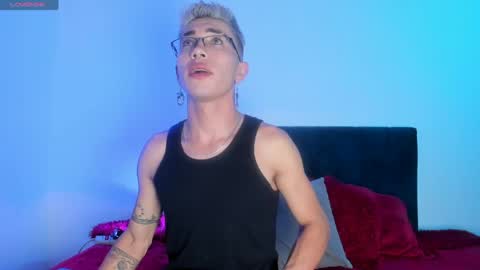 Dominik online show from 05-02-26, 03:55