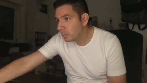 dominik_home online show from 09-19-25, 07:36