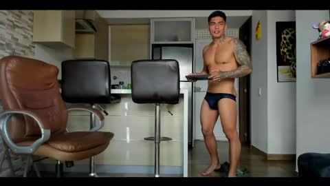 Only fans Ronnie col---InstaRonniecolleman  online show from 02-23-25, 06:34