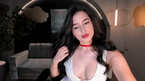 Dominique online show from 01-20-25, 08:29