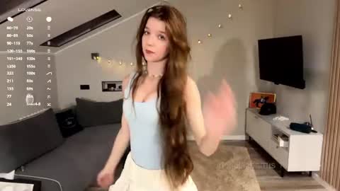 Snapshot of domitilabarrus chatting on 07-15-26, 06:46 Kira online show from 07-15-26, 06:46