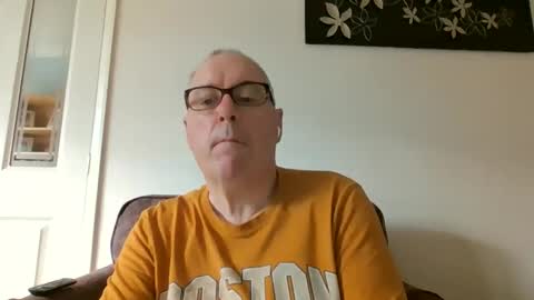 Snapshot of domjolly08 chatting on 10-08-25, 02:47 David uk online show from 10-08-25, 02:47