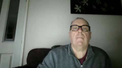 Snapshot of domjolly08 chatting on 12-04-25, 02:59 David uk online show from 12-04-25, 02:59