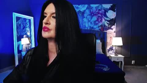 Snapshot of dommelisa chatting on 07-25-26, 08:50 Dom Melisa online show from 07-25-26, 08:50