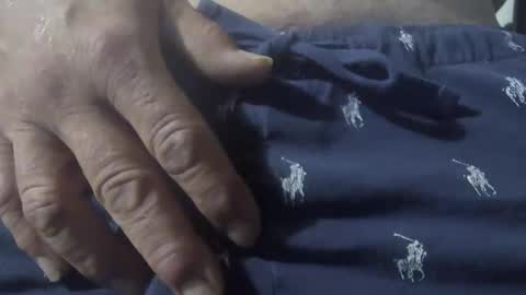 Snapshot of dommydata chatting on 04-19-26, 04:39 El Senor de Cielos online show from 04-19-26, 04:39