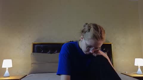 Macy online show from 10-17-25, 04:26