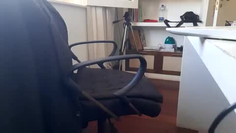 Snapshot of domruanjf chatting on 10-01-25, 05:52 Dom Ruan CF online show from 10-01-25, 05:52