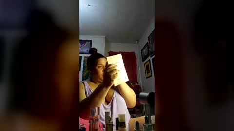 Snapshot of domtstopgal chatting on 06-19-26, 02:16 domtstopgal online show from 06-19-26, 02:16