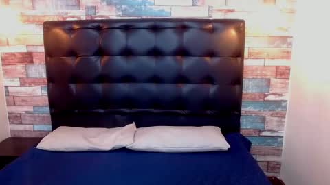 DONA Y CARL online show from 12-12-24, 05:10